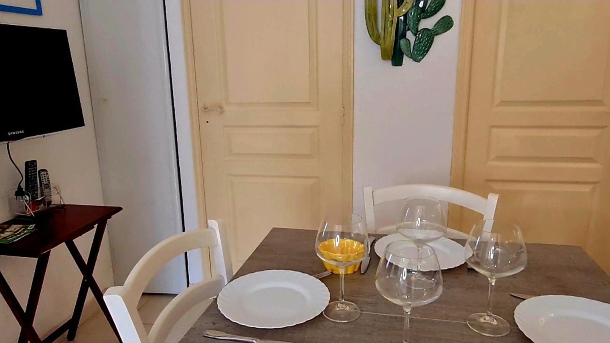 Appartement Kalliste, Logements Avec Vue Citadelle De Bonifacio Bonifacio  Eksteriør billede