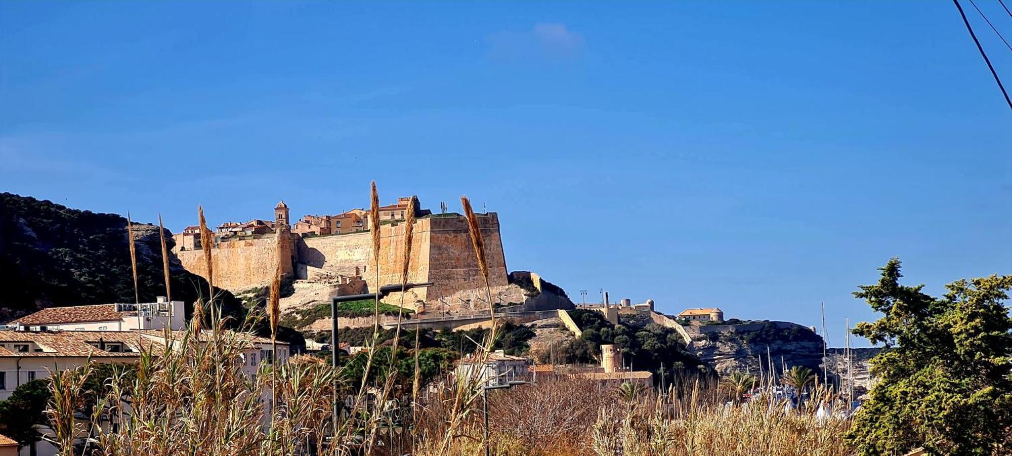 Appartement Kalliste, Logements Avec Vue Citadelle De Bonifacio Bonifacio  Eksteriør billede