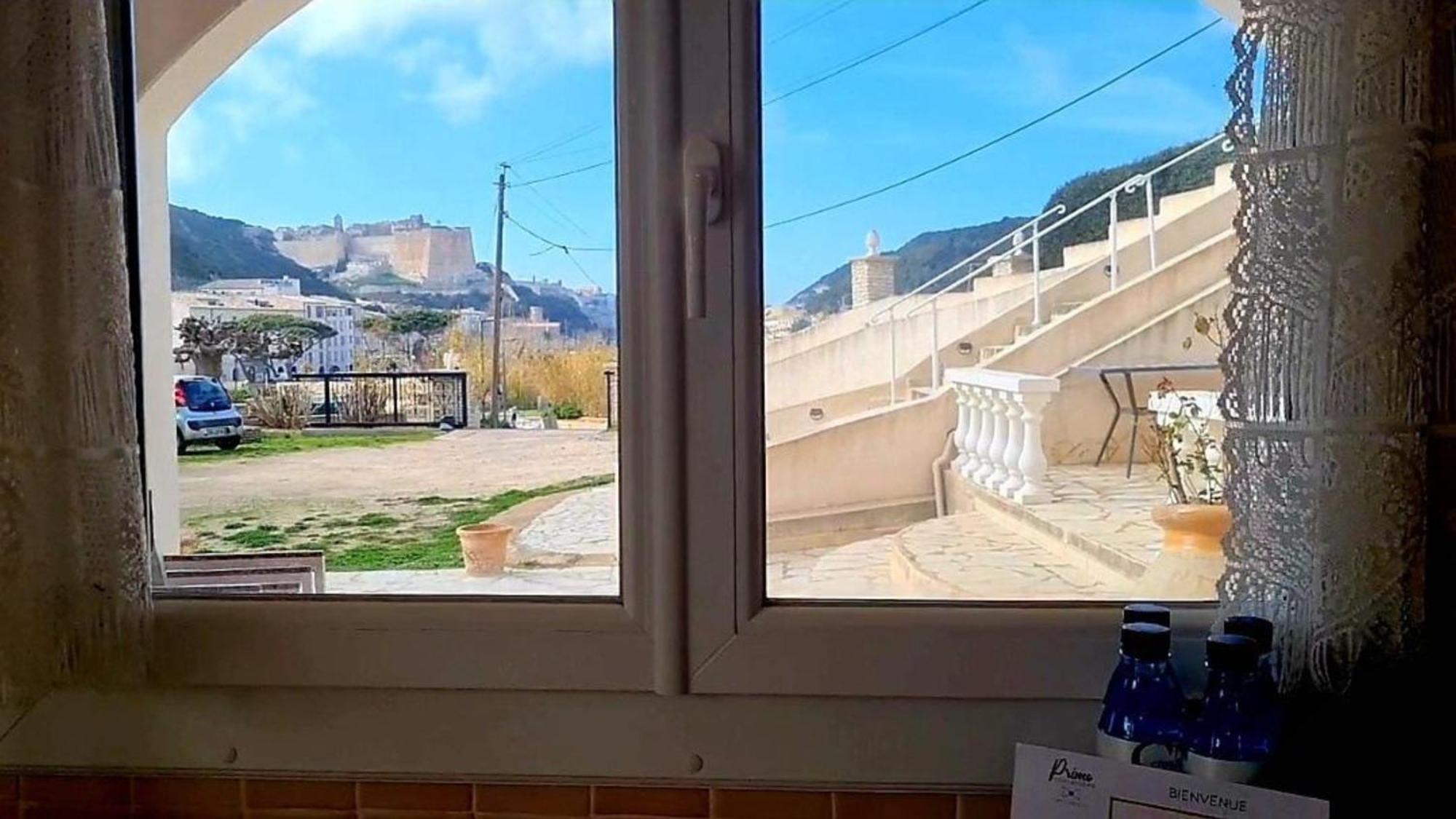 Appartement Kalliste, Logements Avec Vue Citadelle De Bonifacio Bonifacio  Eksteriør billede